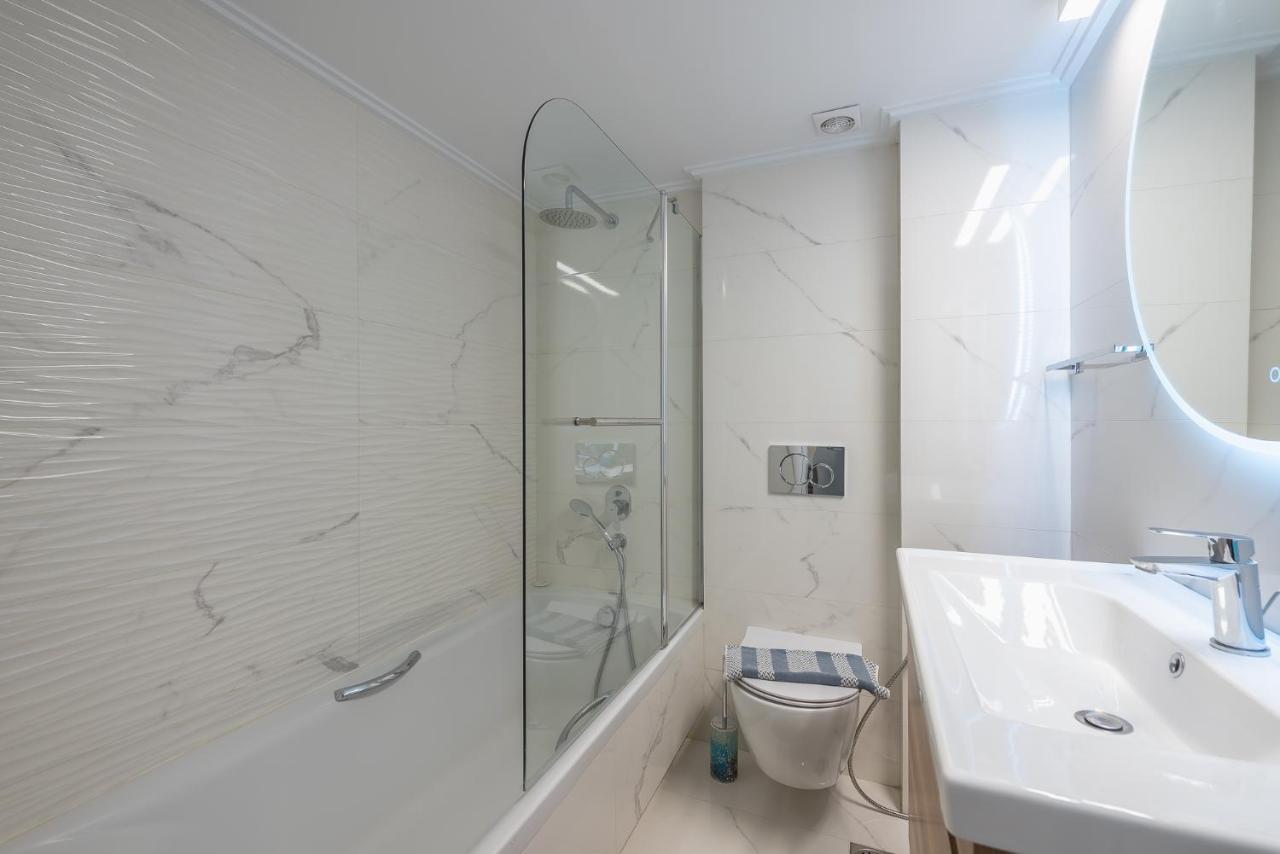 The Luxury Suite By Cloudkeys Aten Exteriör bild