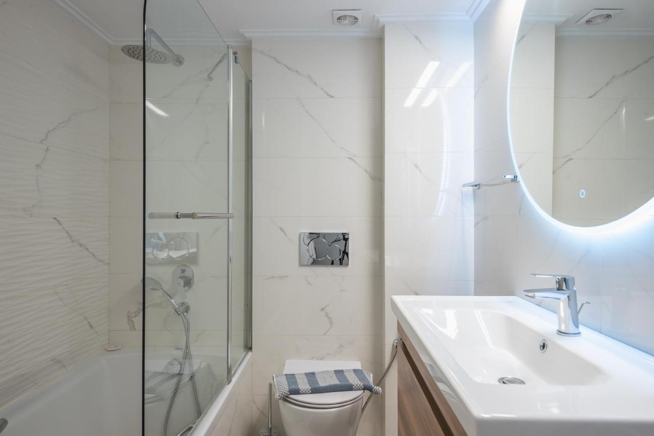 The Luxury Suite By Cloudkeys Aten Exteriör bild